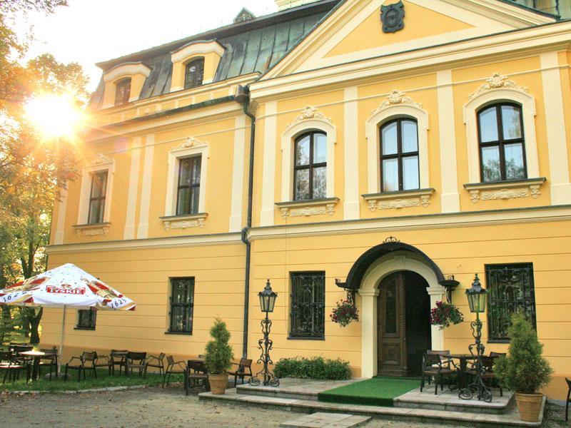 Hotel Palac w Rybnej Tarnowskie Góry Zewnętrze zdjęcie